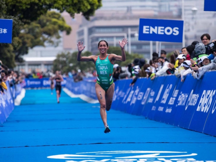 Rosa Tapia consigue plata en Campeonato Mundial de Triatl&oacute;n