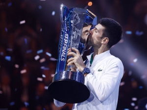 Djokovic iguala r&eacute;cord de Federer; gana su sexto Masters