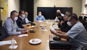 Quirino llega a acuerdo con comuneros para continuar la presa Santa Mar&iacute;a