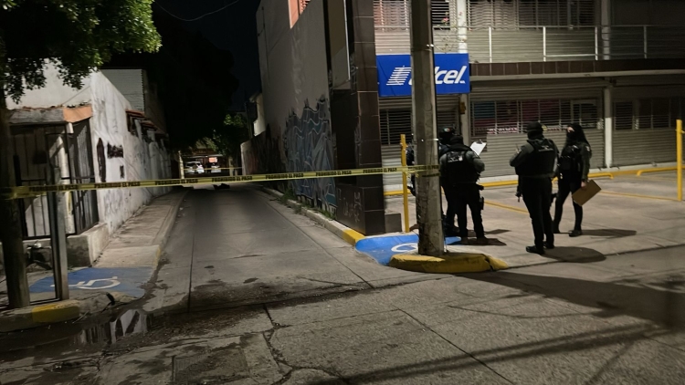 Envuelto en pl&aacute;stico negro abandonan a un ejecutado en el sector Centro de Culiac&aacute;n