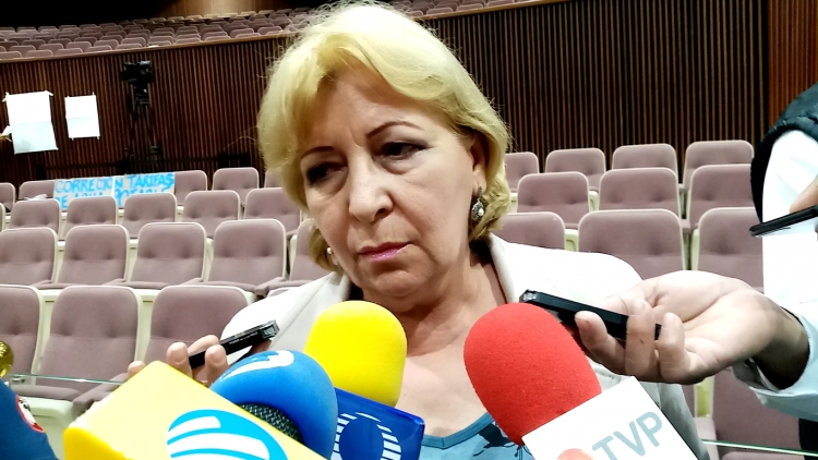 Apoyan en el Congreso la destitución de funcionario por homofobia