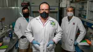 Laboratorio de la Facultad de Ciencias Naturales de la Universidad Autónoma de Querétaro, en el cual se está trabajando en el desarrollo de una vacuna contra Covid 19. Dr. Juan Joel Mosqueda Gualito, responsable del proyecto. 