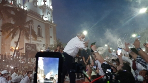 Rocha Moya prometi&oacute; combatir la corrupci&oacute;n si llega a la gobernatura: Cierre de campa&ntilde;a