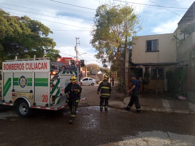 Madre e hija resultan con quemaduras tras explosi&oacute;n en vivienda, en Culiac&aacute;n
