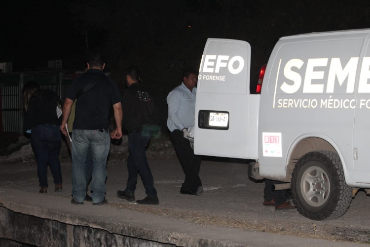 Asesinan a un joven en el interior de un canal de la colonia Emiliano Zapata