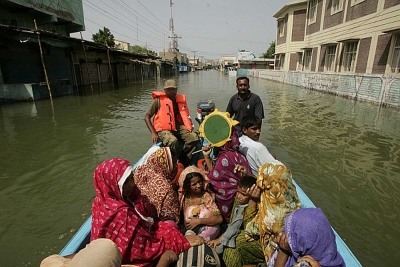 La “catástrofe climática” que tiene a casi la mitad de Pakistán bajo el agua y ha dejado casi 1.000 muertos