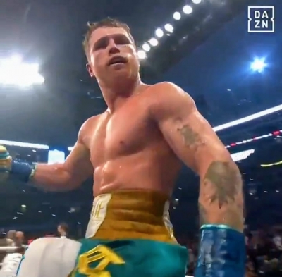 Acab&oacute; el &acute;Canelo&acute; con el invicto Saunders