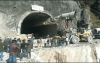 M&aacute;s de 30 obreros quedan atrapados por derrumbe de un t&uacute;nel en el Norte de India