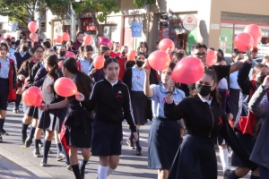 Marchan en la lucha contra el Sida