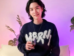Suga, de BTS, le entra al b&aacute;squet; ser&aacute; embajador de NBA