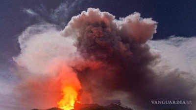 Volc&aacute;n Etna hace erupci&oacute;n y paraliza aeropuertos en Italia