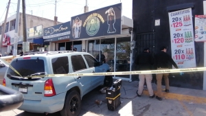 Joven recibe cuatro balazos en asalto en comercio de la avenida Patria, en Culiacán