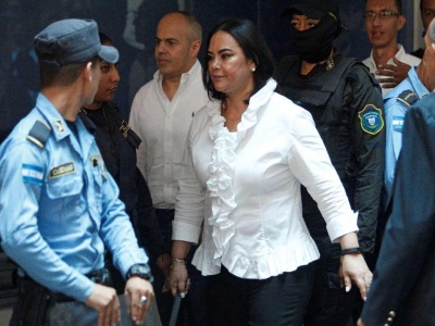 Tribunal hondureño condenan a 14 años en prisión a exprimera dama por fraude