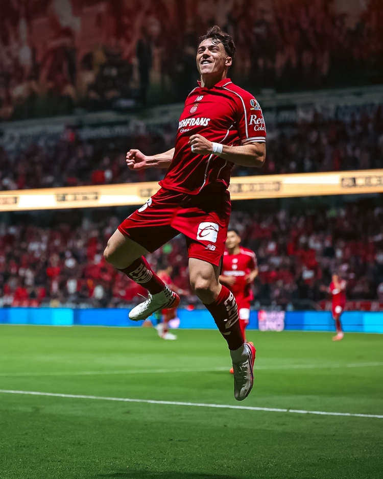 Toluca golea 4-0 a Ju&aacute;rez y es subl&iacute;der de la Liga MX