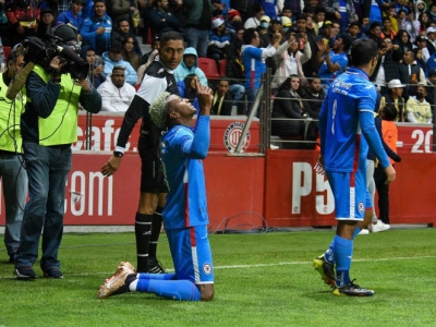 Cruz Azul derrota a Am&eacute;rica y avanza a la final de la Copa Sky 2022