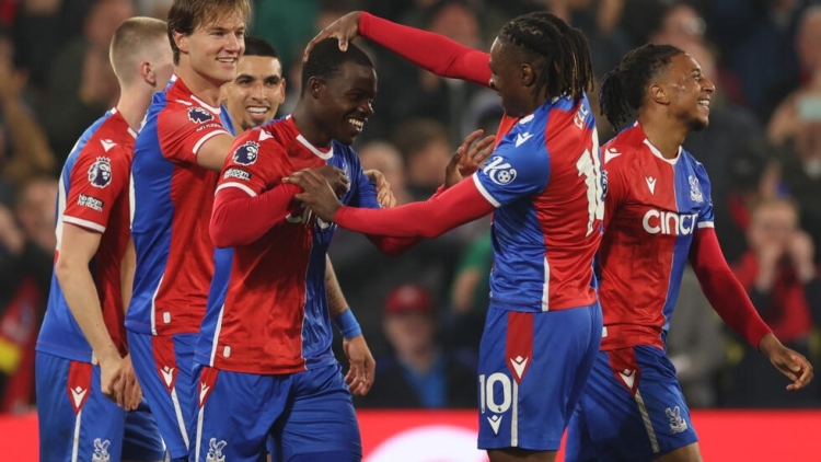 Crystal Palace aplasta 4-0 al Manchester United en la Premier League