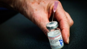 EU comenzar&aacute; a vacunar contra Covid-19 a beb&eacute;s desde los 6 meses de nacidos