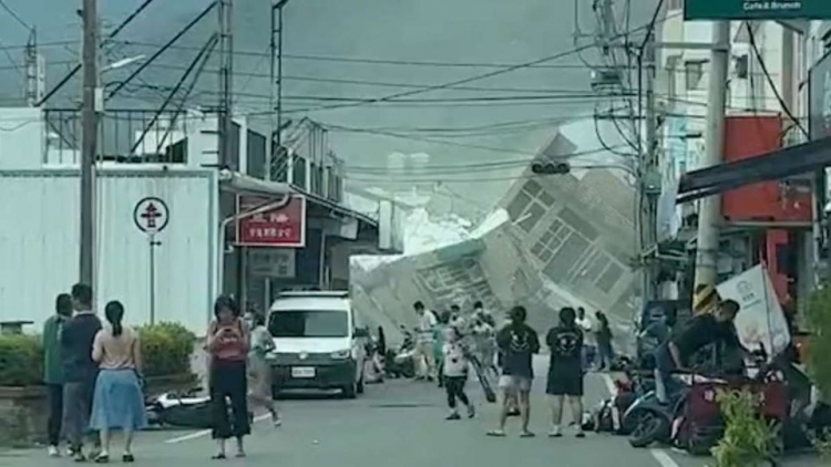 En Asia: Terremoto en Taiwan de 6.9 colapsa edificios y puentes