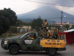 Sedena activa la 'Fuerza Conjunta Popocat&eacute;petl' con 6 mil 555 elementos tras fuerte incremento en actividad volc&aacute;nica
