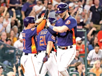 Los Astros consiguen una muy sufrida victoria ante los Nacionales