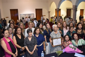 Entrega la Asociaci&oacute;n de Comunicadoras de Sinaloa la Medalla al M&eacute;rito &ldquo;Mar&iacute;a Teresa Zazueta y Zazueta&rdquo; 2026