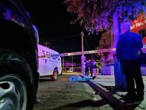 Abandonan el cuerpo de un hombre sin vida, en la entrada del Seguro Social de Ca&ntilde;ada