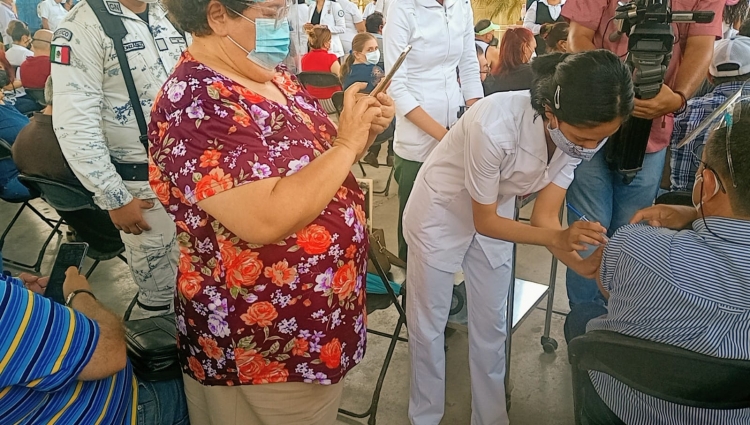 Con 500 maestros fallecidos por covid en Sinaloa, no hay condiciones para volver a las aulas, aseguró SNTE 53