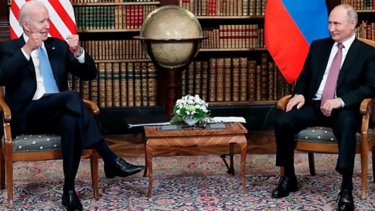 Biden ofrece a Putin negociar tratado nuclear que sustituya al actual en 2026