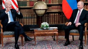 Biden ofrece a Putin negociar tratado nuclear que sustituya al actual en 2026