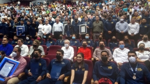 Gobernador y Rector encabezan entrega de est&iacute;mulos econ&oacute;micos y reconocimiento al M&eacute;rito Deportivo de la UAS