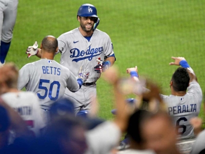 Chris Taylor de los Dodgers borra sonrisa de Orioles con Grand Slam; Los Ángeles ganan 6-4