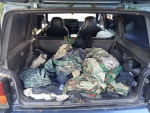 Sedena, GN y PEP &ldquo;barren&rdquo; Tepuche en busca de armas y droga