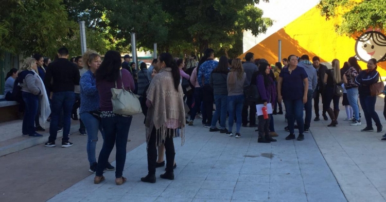 Descontar&aacute;n el d&iacute;a a maestros que dejen de  laborar por asistir a manifestaciones