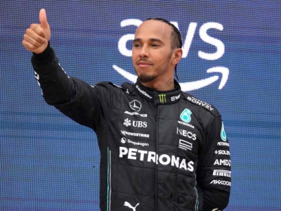 Lewis Hamilton podr&aacute; definir pronto su futuro en F1