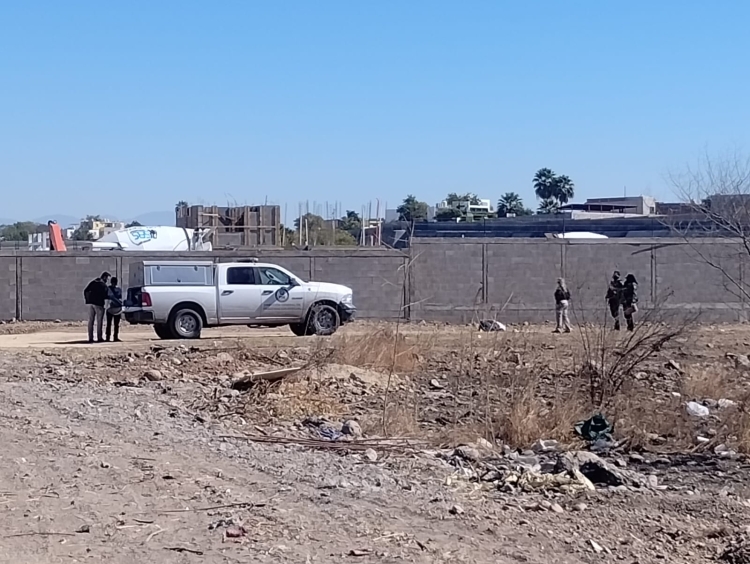 Hallan muerto de varios balazos en la cabeza a un hombre, en Prados del Sur, en Culiacán