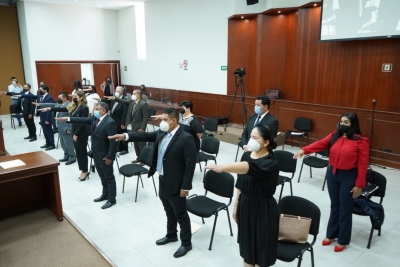 Rinde protesta 14 diputados suplentes como propietarios
