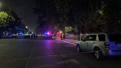 Tiran a un hombre asesinado frente al Palacio de Gobierno! del Estado de Sinaloa
