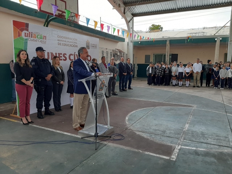Pedir&eacute; disculpas a la prensa, acepta el alcalde