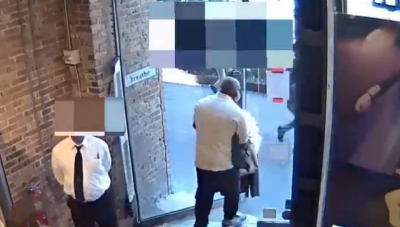 Saqueadores roban m&aacute;s de 500 mil pesos en ropa y el guardia no hizo nada