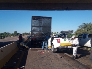 Muere el conductor que result&oacute; prensado en choque por la Costerita, en Navolato