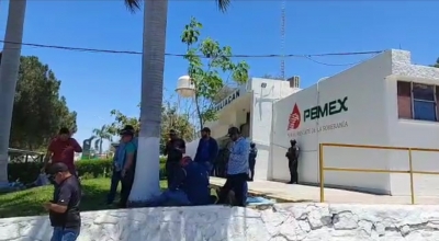 Agricultores extienden bloqueos a la planta de Pemex de Culiac&aacute;n