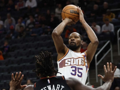 &iexcl;Brilla como un sol! Kevin Durant gu&iacute;a triunfo de Phoenix