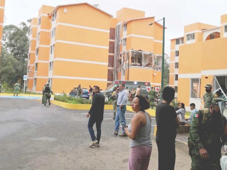 Cuatro militares heridos tras explosión de tanque gas en zona militar de Cuernavaca