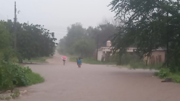 150 mm de lluvia serán suficientes para provocar inundaciones en Sinaloa: Espinoza