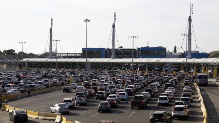 México y Estados Unidos extienden restricciones de viajes al 21 de septiembre 