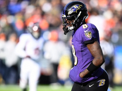 Lamar Jackson prendi&oacute; las alarmas en victoria de Ravens sobre Broncos