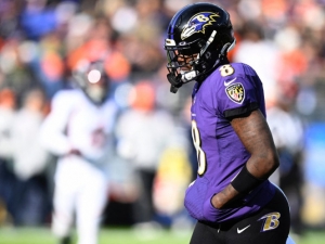 Lamar Jackson prendi&oacute; las alarmas en victoria de Ravens sobre Broncos