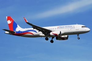 Desaparece avi&oacute;n en Nepal con 22 pasajeros