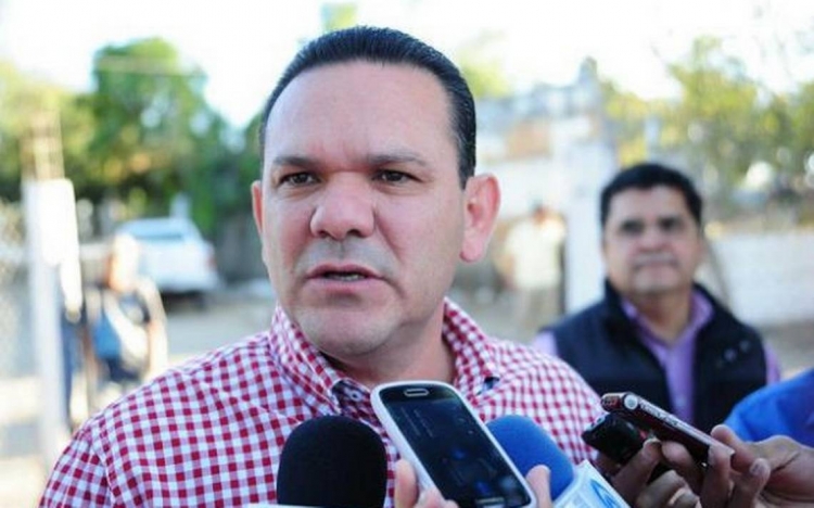 MC abre la candidatura a la gubernatura a Sergio Torres