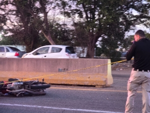 Asesinan a motociclista en la autopista Benito Ju&aacute;rez en Culiac&aacute;n&nbsp;